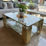 طاولة وسط زجاج