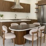 طاولة سفرة بيضاوي